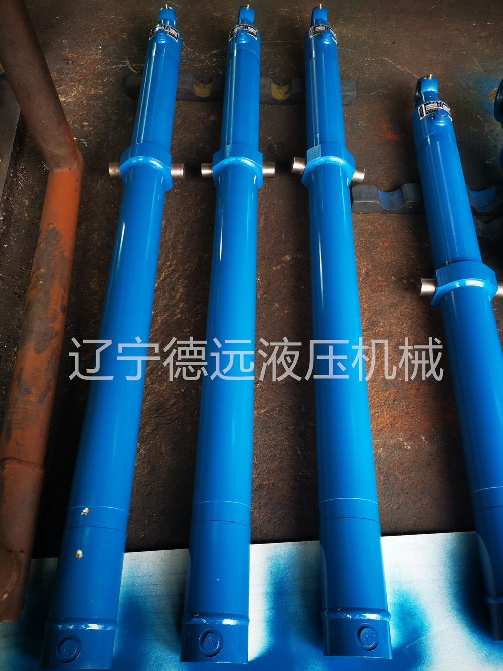 HSGL01系列(liè)液壓缸（中(zhong)部鉸軸）