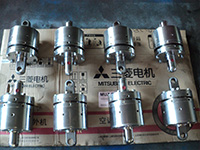 安全(quán)鉗用碟簧(huáng)油缸