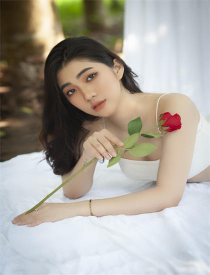 精品无人区卡一卡二卡三乱码_花蝴蝶日本大全免费观看6_国产成年女人毛片免费观看